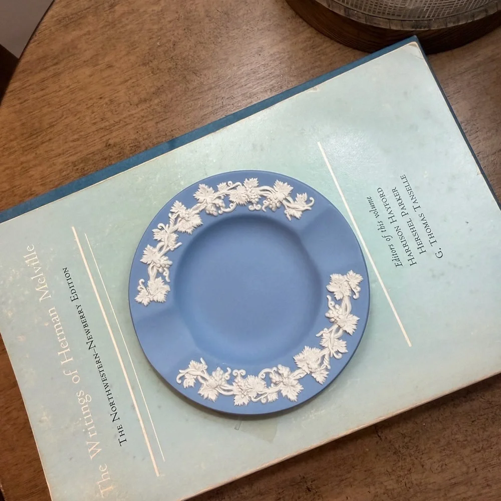 Blue Wedgwood Jasperware Trinket Dish - Picture 3 of 6